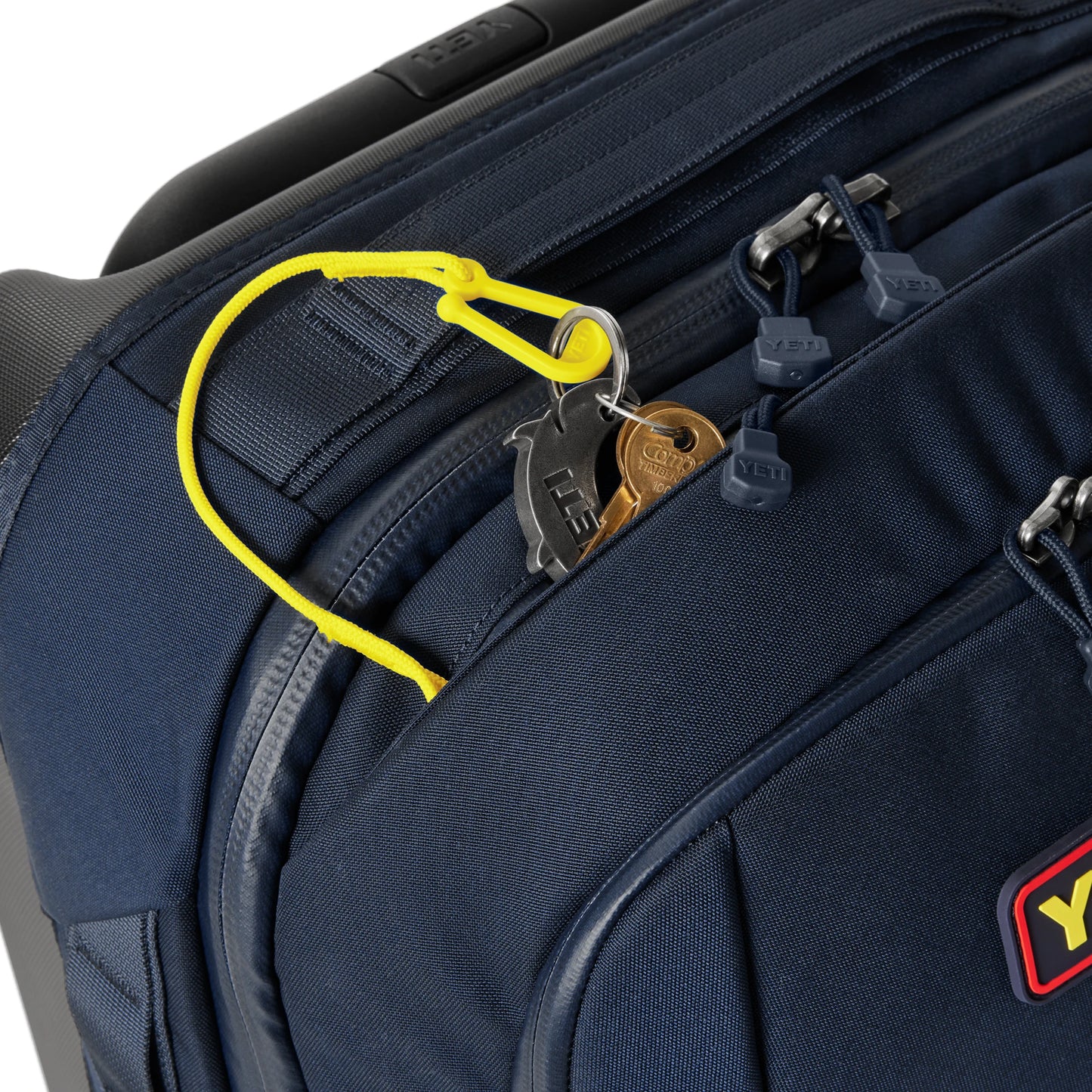 Crossroads® 22” Carry On Luggage - US 4268