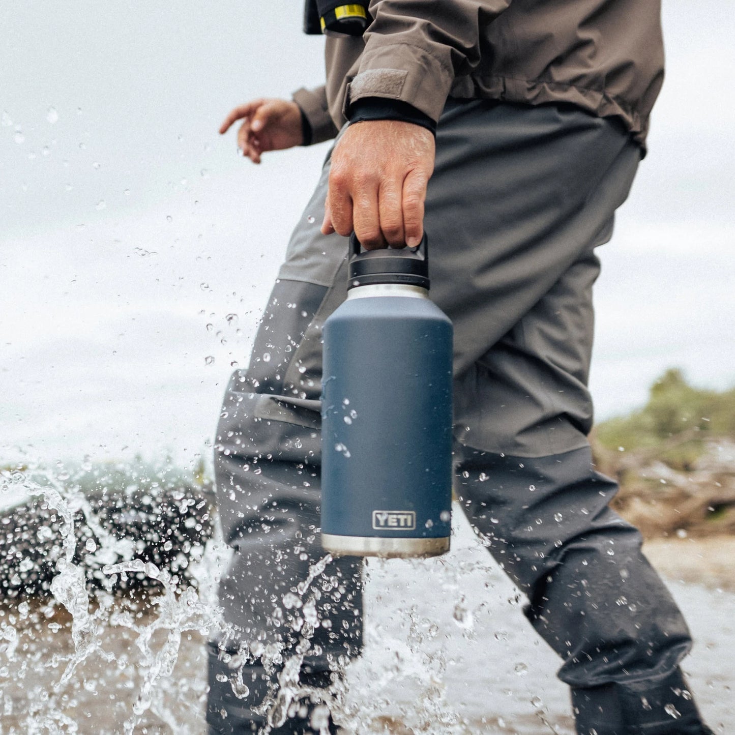 64 oz Water Bottle - US 1718