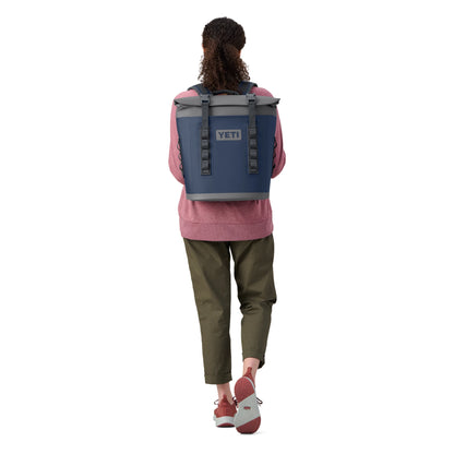 M12 Backpack Soft Cooler - US 1604