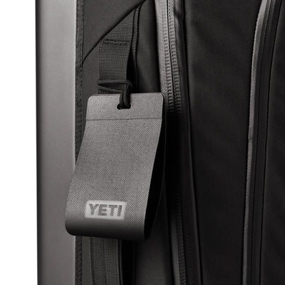 35L/22" Carry-On Luggage - US 4872